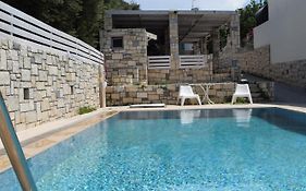 Aquarock Villa With Private Pool